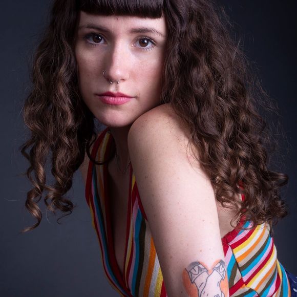 Meet your Posher, Peyton - Picture 1 of 1